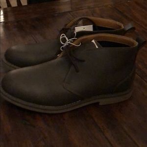 Brand new with tags men’s low brown boots size 10